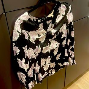 Gorgeous Rebecca Taylor 100% silk black, white and light purple blouse.